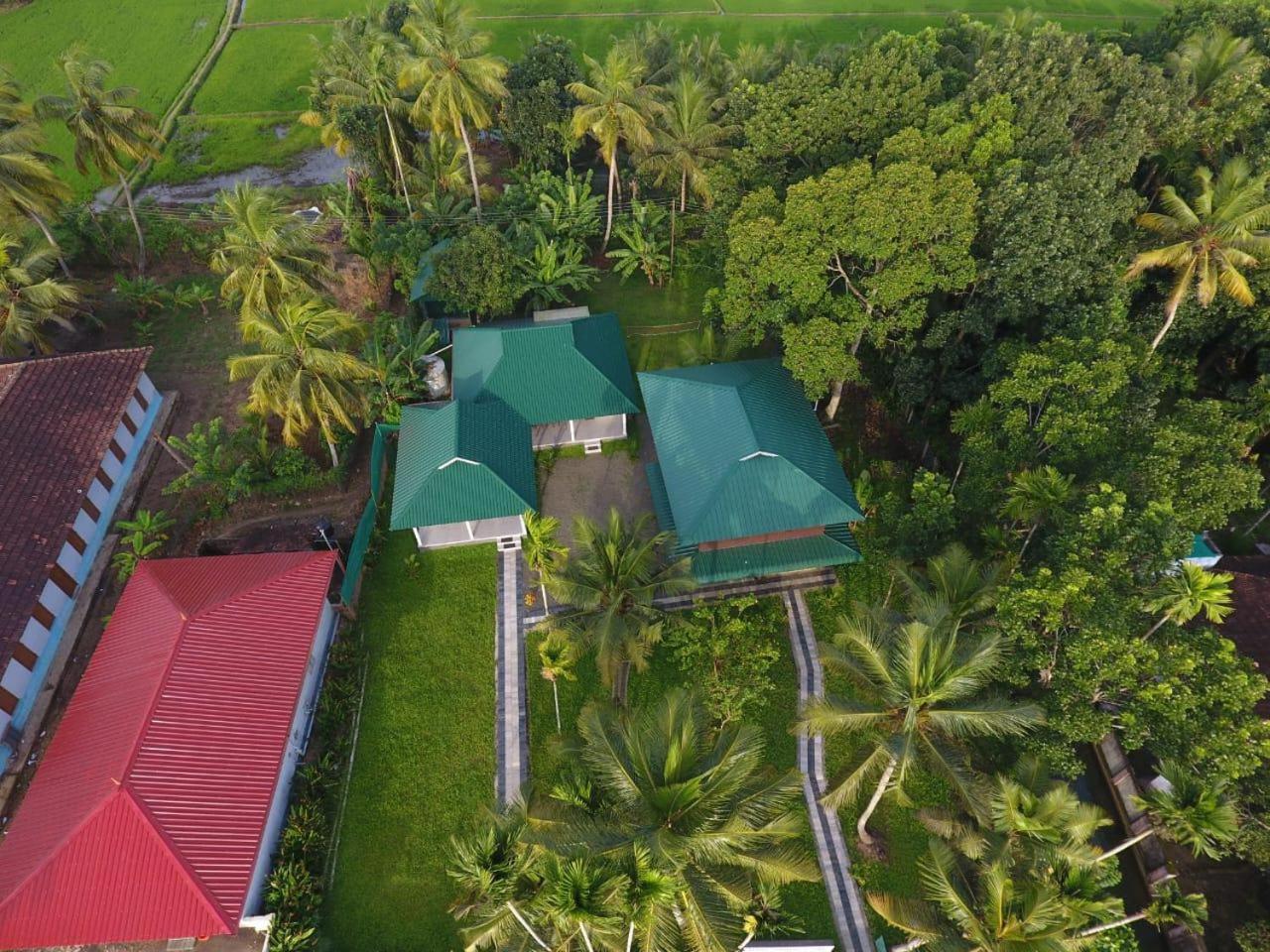 Pamba Inn Alappuzha Exterior photo