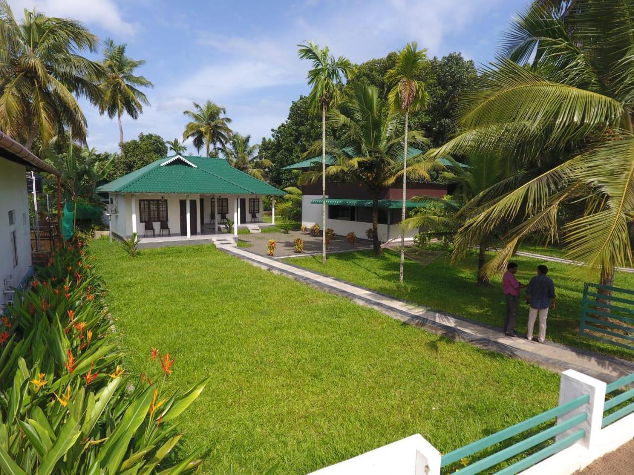 Pamba Inn Alappuzha Exterior photo